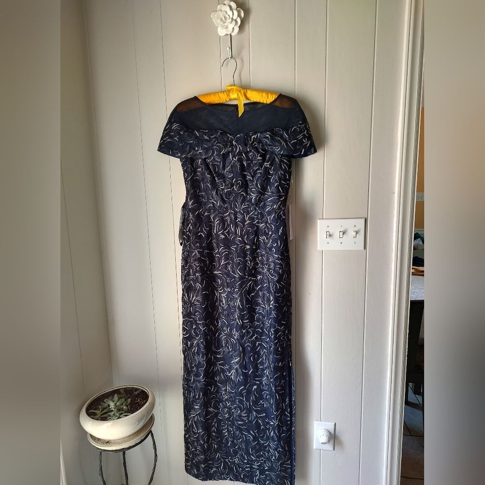 JS Collections "Reese" Navy Column Gown with Sheer Illusion Neckline  Size 8 - Picture 2 of 9